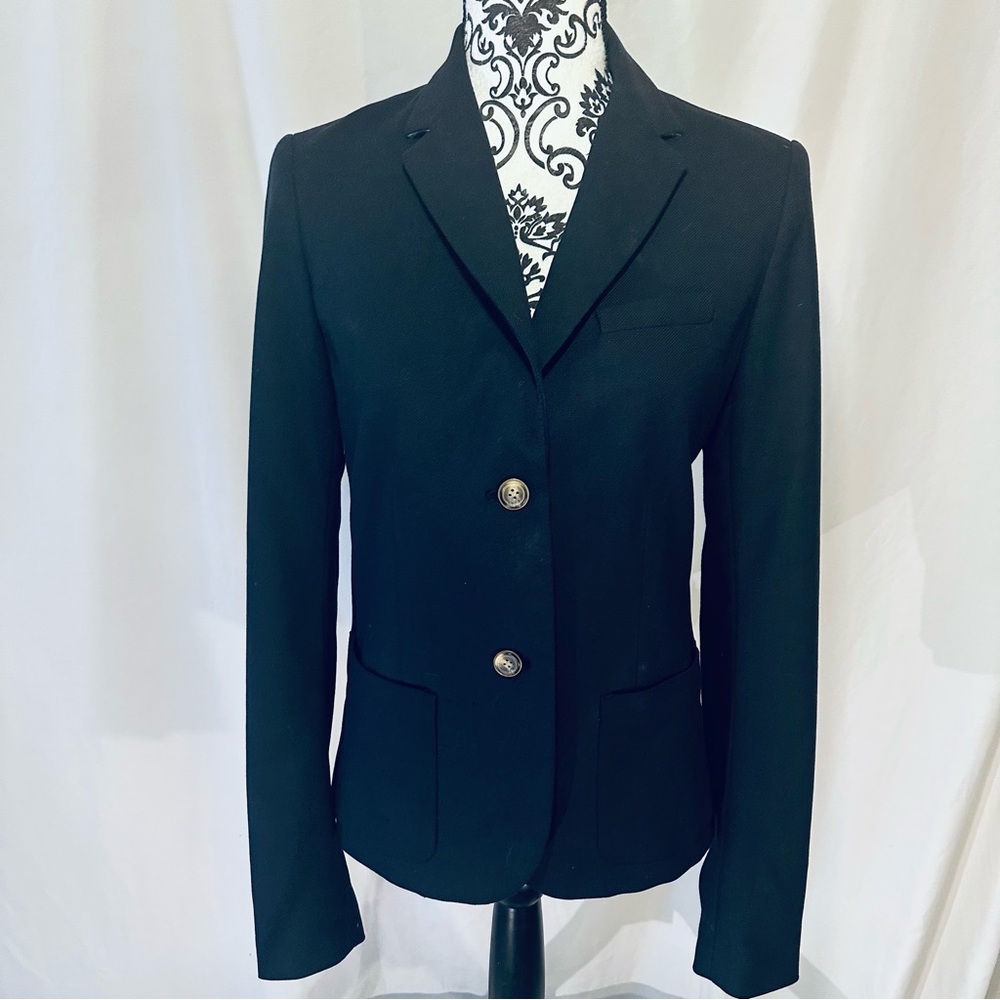 EUC GAP The Academy Blazer in Navy Size 4 Tall